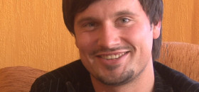Andris Bulis: "Man bija bail no monologiem, tāpēc tapa monoizrāde "Lidojums"".Videointervija