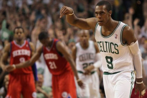 Rondo ar "triple double" aizved "Celtics" līdz "Heat"