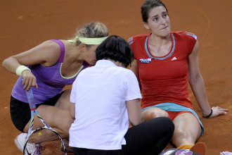 Vācijas labākā tenisiste Petkoviča spiesta izlaist "French Open" un Vimbldonu Vācijas labākā tenisiste Petkoviča spiesta izlaist "French Open" un Vimbldonu
