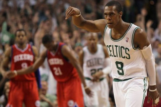 Rondo ar "triple double" aizved "Celtics" līdz "Heat"