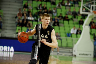 Bertānam pieci punkti un uzvara Serbijas regulārajā čempionātā