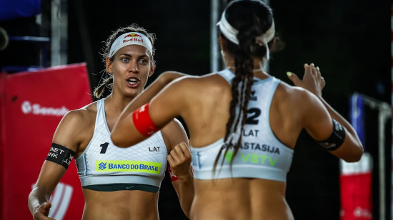 Samoilova/Graudiņa Braziljā sāk ar grūtu uzvaru pār somietēm
