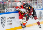 Video: Rīgas "Dinamo" uzvar KHL pastarīšu cīņā, noslēdzot neveiksmju sēriju