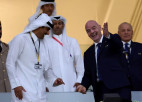 Pasaules kausa rīkošana Katarā nesusi FIFA par miljardu lielākus ieņēmumus