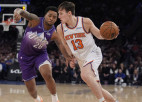 Vienā dienā spēlē divās līgās: ''Knicks'' aizsargs pievienojas elitāram klubam