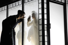 Foto: Nacionālā teātra Migela de Unamuno izrāde „Migla”