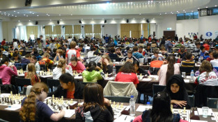 Vjetnamai pasaules šaha čempionātā divas medaļas, Latvijai 32. vieta
