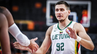 Lietuvas izlasē ''EuroBasket'' kvalifikācijai iekļauti seši Eirolīgas basketbolisti