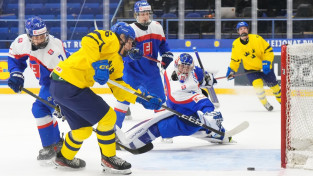 Zviedrijas jaunieši pēdējās 11 minūtēs lauž bronzas cīņas gaitu pret Slovākiju