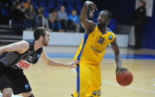 Foto: BK "Ventspils" sīvā cīņā piekāpjas grieķu "PAOK"