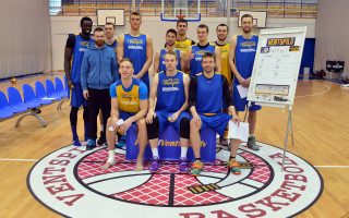 Foto: "Basketvīrusa" turnīrs Ventspilī ir sācies!