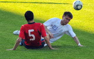 Foto: "Daugava" sagrauj "Olimps" futbolistus