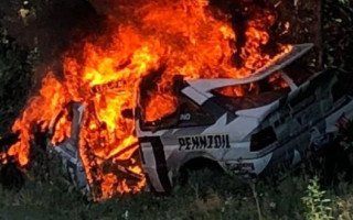 Video: Kenam Blokam pēc avārijas pilnībā sadeg rallija auto