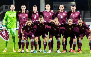 Futbola "Twitter" čalas: Latvijas sakāve, un vai Mihelsonam uzlauzts konts?