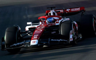 "Alfa Romeo" sūdzas par dārdzību uzturēt F1 komandu no bāzes Šveicē
