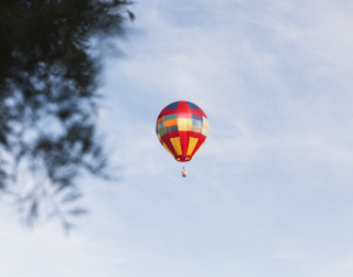 Lidojums ar gaisa balonu – neaizmirstama dāvana un piedzīvojums