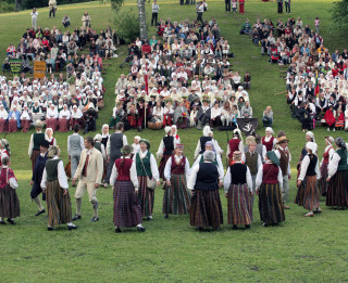 Folkloras festivāla „Baltica 2015” zīmē - Dainu kalnam 30