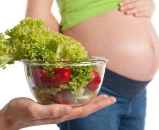 Sievietes uzturs grūtniecības un bērna zīdīšanas laikā