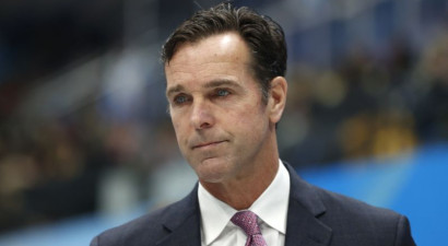 NHL vājākā komanda "Sharks" atbrīvo galveno treneri