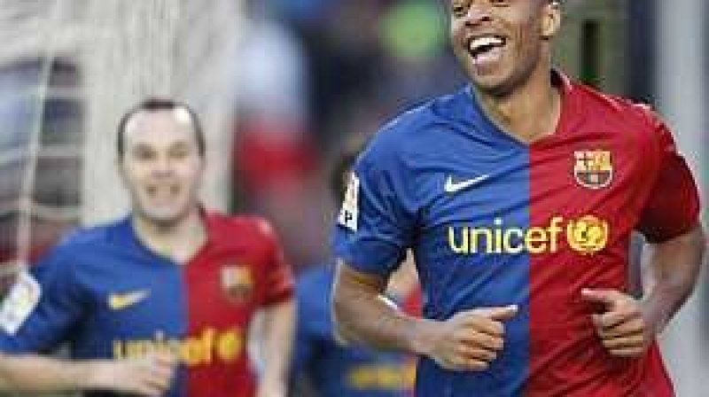 "Barcelona" futbolisti atzīmē pirmo vārtu guvumu
Foto: marca.com
