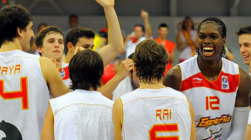 Spānijas basketbolistiem tika Eiropas U-20 bronzas medaļas.
Foto: fibaeurope.com