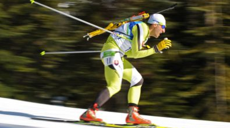 Slovākijai biatlonā jau pilns medaļu komplekts. Anastasijas Kuzminas izcīnītajam zeltam un sudrabam Pāvels Hurajts (attēlā) pievienojis bronzu.
Foto: AFP