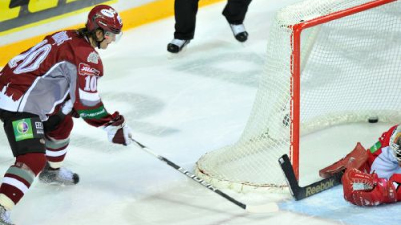 Lauris Dārziņš atklājis spēles rezultātu
Foto: Romāns Kokšarovs, Sporta Avīze, f64