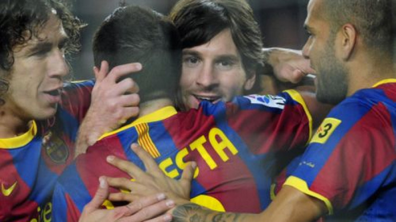 "Barcelona" futbolisti atzīmē vārtu guvumu
Foto: AP/Scanpix