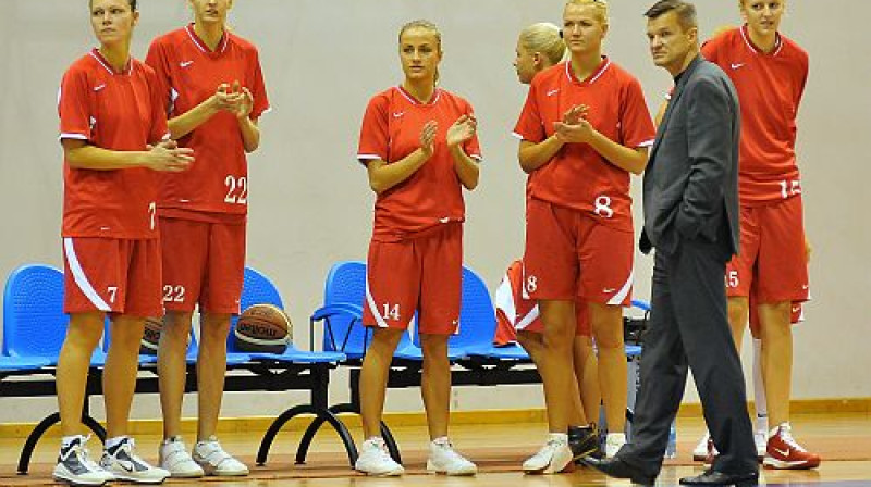 RTU Merks basketbolistes LSBL ceturtdaļfinālā sadūrušās ar negaidīti sīkstu Daugavpils Universitātes pretestību.
Foto: Romualds Vambuts, Sportacentrs.com