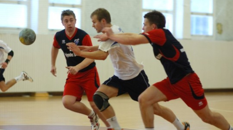 Vaiņodes un Jūrmalas komandas ir pāru favorītes
Foto: handball.lv