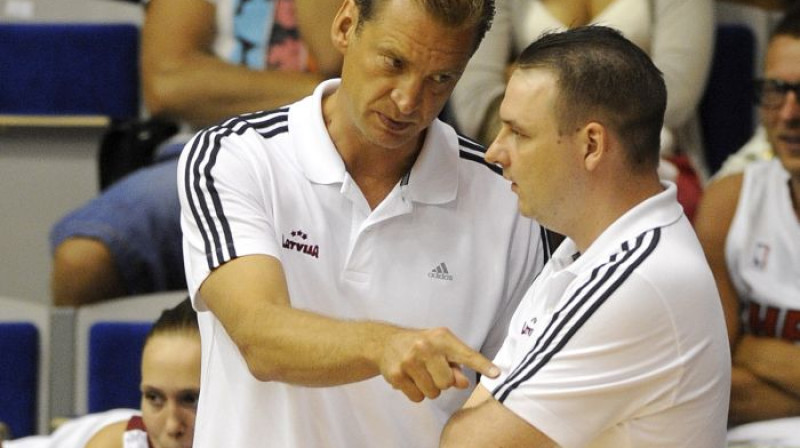 Kurzemes pusē šim treneru duetam līdz šim ir labi veicies...
Foto: Romāns Kokšarovs, Sporta Avīze