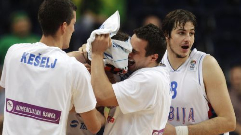 Serbijas basketbolisti
Foto: Reuters/Scanpix