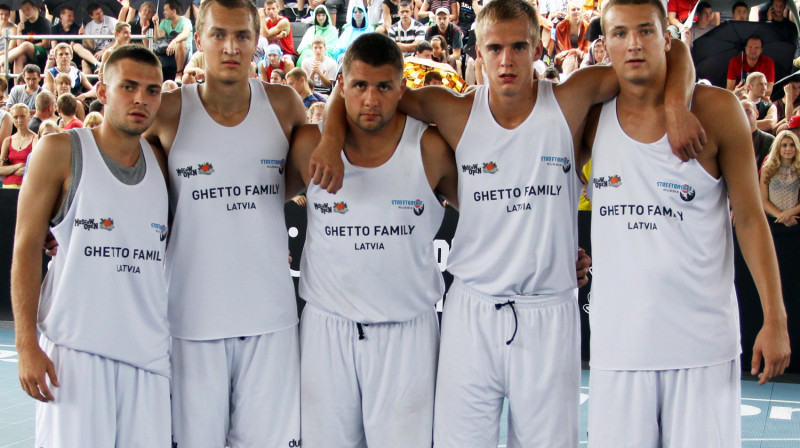 "Ghetto Family" basketbolisti iekļuvuši "Moscow Open" pusfinālā, kur tiksies ar lietuviešiem
Foto: Streetbasket.ru