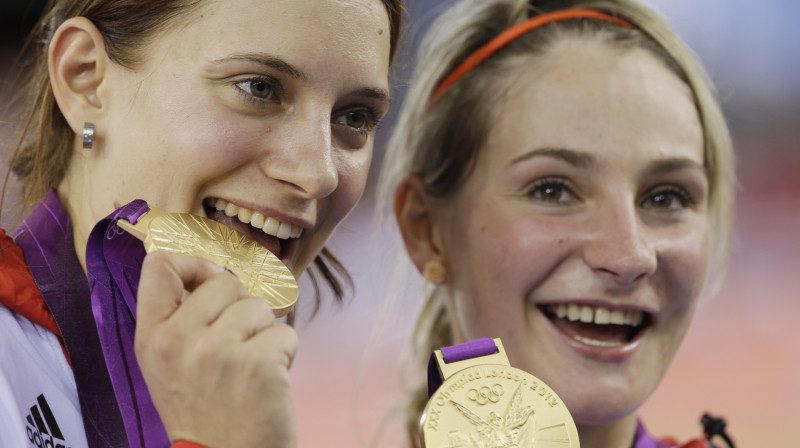 Olimpiskās čempiones - Kristiāna Vogela un Miriama Velte
Foto: AP/Scanpix