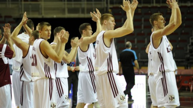 Latvijas valstsvienība: trešā uzvara Eiropas čempionāta kvalifikācijas D grupā.
Foto: fibaeurope.com (Romāns Kokšarovs)