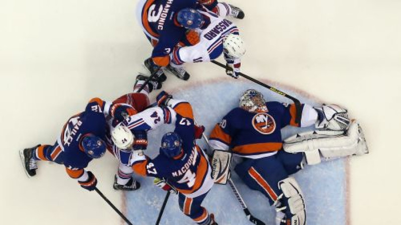 Divu Ņujorkas komandu - "Rangers" un "Islanders" - duelis nākamajā sezonā varētu notikt zem klajas debess
Foto: AFP/Scanpix