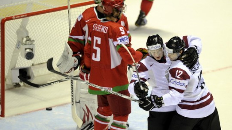 Latvijas hokeja izlase pēdējo reizi ar baltkrieviem sacentās 2011. gada PČ Slovākijā, kad tika izcīnīta uzvara ar 6:3.
Foto: Romāns Kokšarovs, F64