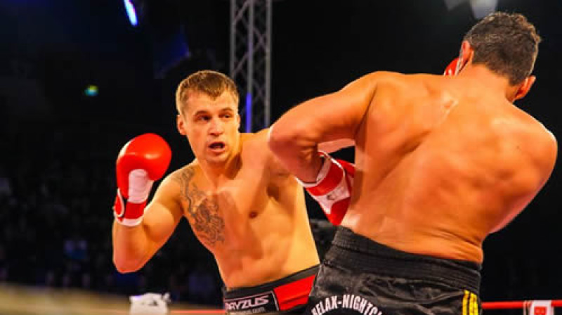 Mairis Briedis 
Foto: biggersbetterboxing.com