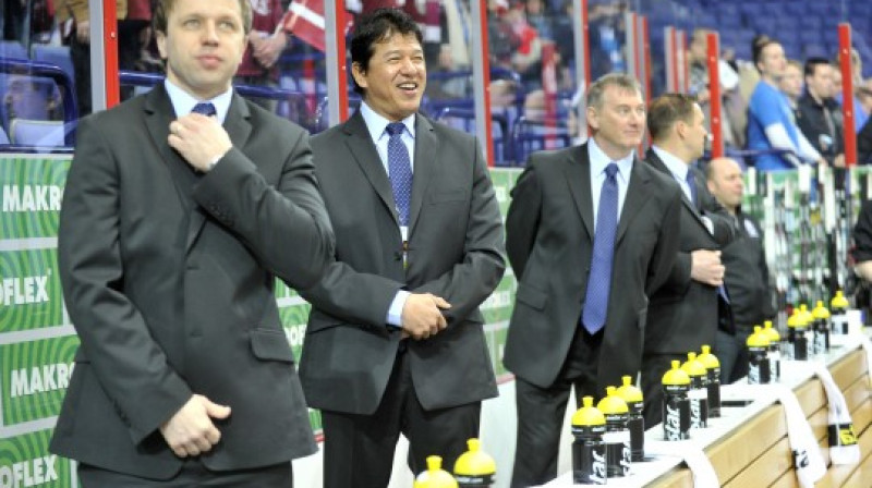 Mainīsim trenerus? Šī metode diemžēl ir viena no Latvijas hokeja lielajām ilūzijām... 

Foto: Romāns Kokšarovs,Sporta Avīze/F64