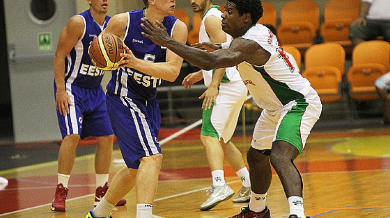 Igaunis Gerts Dorbeks izbraukuma spēlē pret Portugāli
Foto: www.fibaeurope.com