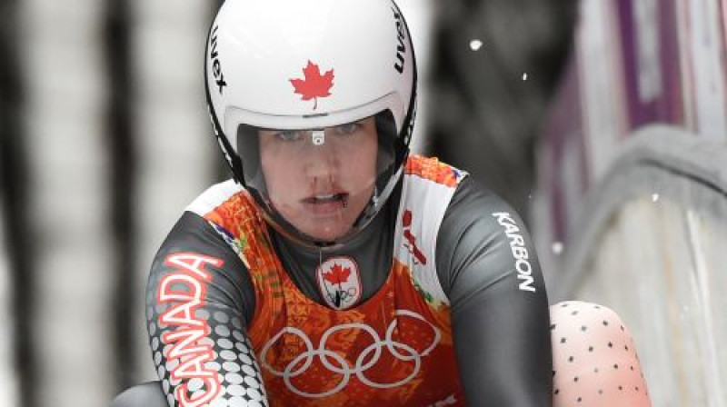 Uz medaļu komandu stafetē cerēja arī Kanādas sportiste Aleksa Gafa
Foto:AFP/Scanpix