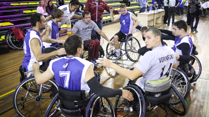 Latvijas ratiņbasketbola komanda.
Foto: ratinbasketbols.lv