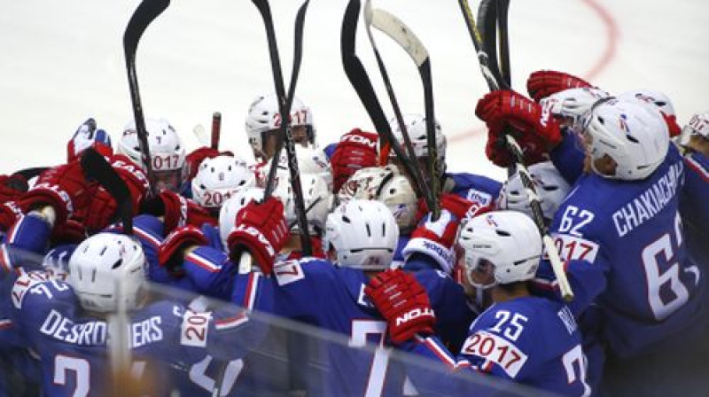 Francijas izlase atzīmē savu pirmo uzvaru
Foto:AP/Scanpix