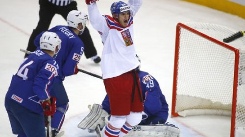 Jans Kolāržs pēc uzvaras vārtu guvuma
Foto:AP/Scanpix