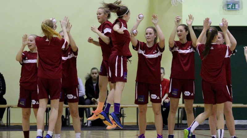 Latvijas U16 izlases spēlētājas Tallinā
Foto: Basket.ee