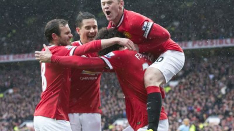 "Manchester United" spēlētāji pēc vārtu guvuma
Foto: AP/Scanpix