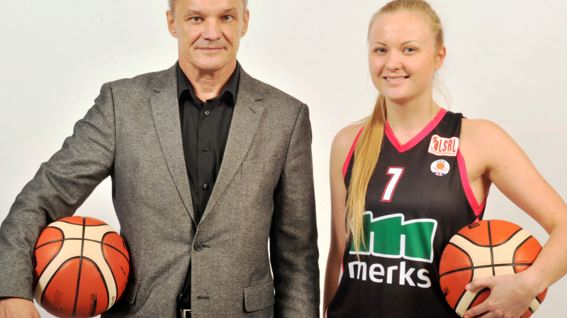 Aivars Vīnbergs un Beāte-Evelīna Markāne
Foto: basket.lv