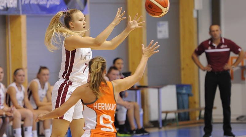 Marianna Kļaviņa spēlē pret Nīderlandi
Foto: FIBA