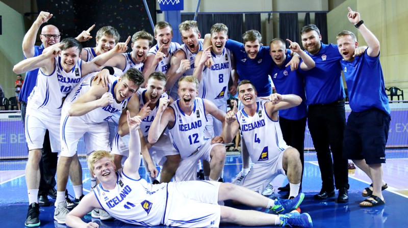 Islandieši līksmo par uzvaru
Foto: fiba.com