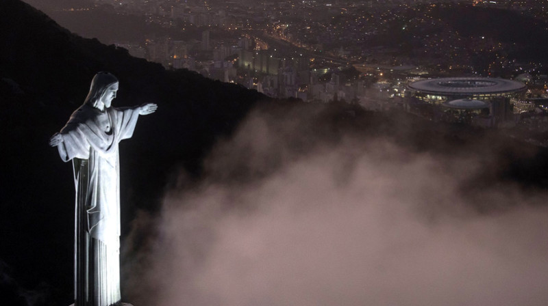 Kristus statuja un "Maracana" 
Foto: Rio 2016